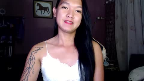 Snapshot of urasian_newra chatting on February 2025 09:56:01 AM NEWRA ALLISON online show from February 2025 09:56:01 AM