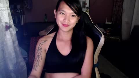 Snapshot of urasian_newra chatting on February 2025 06:09:02 PM NEWRA ALLISON online show from February 2025 06:09:02 PM