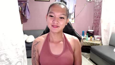 Snapshot of urasian_newra chatting on March 2025 01:58:02 AM NEWRA ALLISON online show from March 2025 01:58:02 AM