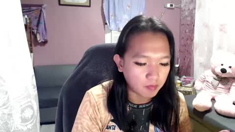 Snapshot of urasian_newra chatting on March 2025 04:03:02 PM NEWRA ALLISON online show from March 2025 04:03:02 PM