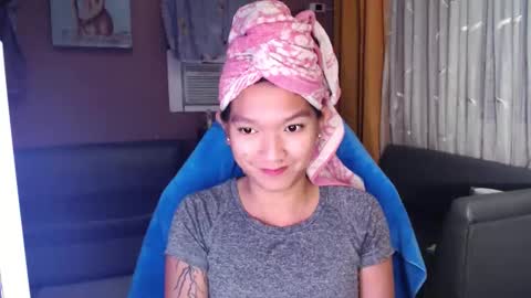 Snapshot of urasian_newra chatting on October 2025 03:57:02 PM NEWRA ALLISON online show from October 2025 03:57:02 PM