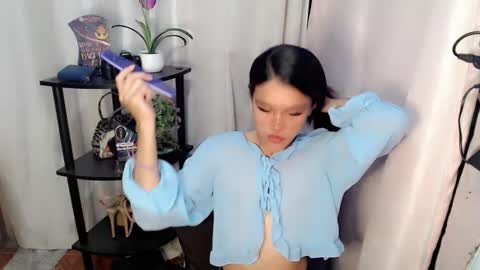 Snapshot of urasian_prettychen chatting on April 2026 10:50:02 AM chen online show from April 2026 10:50:02 AM