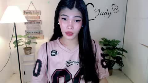 Snapshot of urasianpinayjudyxxx chatting on February 2025 08:18:02 AM urasianpinayjudyxxx online show from February 2025 08:18:02 AM