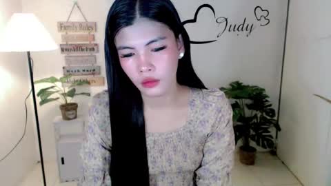 Snapshot of urasianpinayjudyxxx chatting on February 2025 02:40:01 AM urasianpinayjudyxxx online show from February 2025 02:40:01 AM