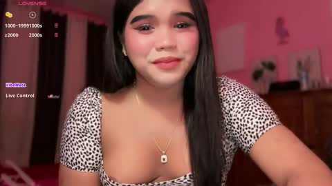 Snapshot of urbabysofia0305 chatting on April 2026 04:04:02 PM Sofia online show from April 2026 04:04:02 PM