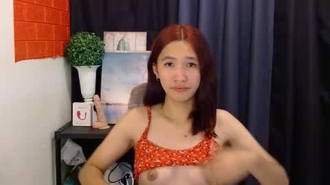 urblossom_princess online show from April 2026 01:14:01 AM