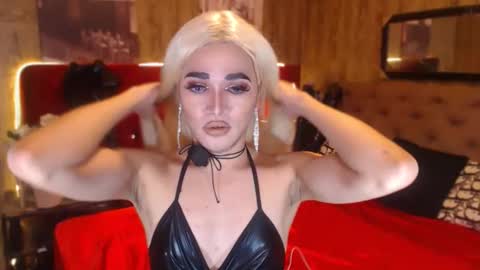 Snapshot of urcumgirlasiants chatting on January 2025 12:07:02 PM KENDALL online show from January 2025 12:07:02 PM