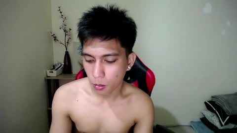 Snapshot of urcuteguy_jhonx chatting on June 2026 05:19:01 PM Dannie online show from June 2026 05:19:01 PM