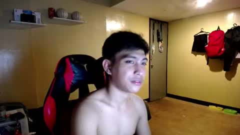 Snapshot of urcuteguy_jhonx chatting on July 2026 08:09:02 AM Dannie online show from July 2026 08:09:02 AM