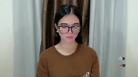 urcutie_ayah online show from November 2025 08:54:01 PM