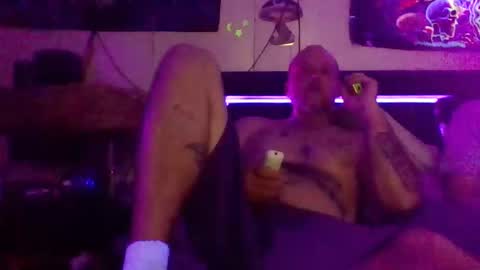Snapshot of urdaddy875867 chatting on April 2026 05:37:02 AM urdaddy875867 online show from April 2026 05:37:02 AM
