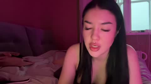 Snapshot of urdevilbaby chatting on December 2024 06:07:02 AM Margo online show from December 2024 06:07:02 AM