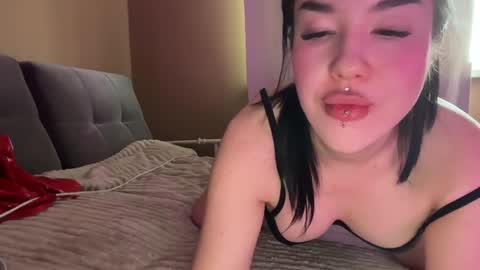 Snapshot of urdevilbaby chatting on February 2025 09:43:01 AM Margo online show from February 2025 09:43:01 AM