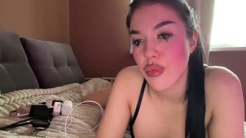 Snapshot of urdevilbaby chatting on February 2025 09:53:01 AM Margo online show from February 2025 09:53:01 AM