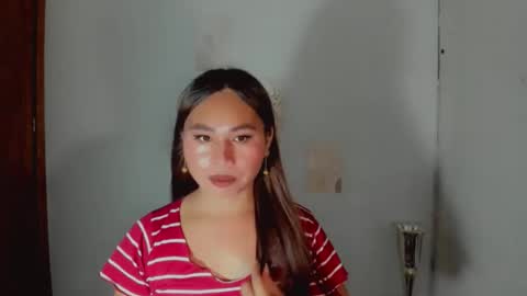 Snapshot of urdoll_trixie chatting on November 2025 10:16:02 AM trixie tan online show from November 2025 10:16:02 AM