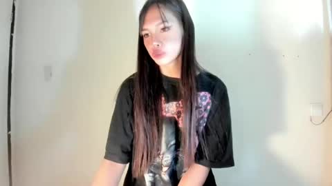 Snapshot of urdolly_rona chatting on July 2026 12:46:02 AM Rona Ella online show from July 2026 12:46:02 AM