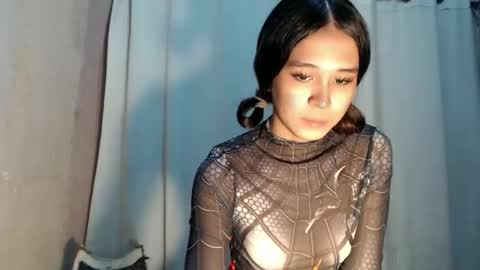 Snapshot of urdreamgirl_stephanie chatting on April 2026 07:02:01 AM stephanie online show from April 2026 07:02:01 AM