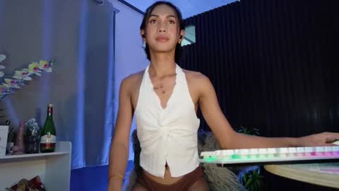 Snapshot of urfavouriteaddiction chatting on November 2025 09:12:02 AM Rianne online show from November 2025 09:12:02 AM