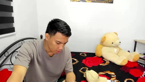 urfucker_vinz online show from March 2026 01:03:02 PM