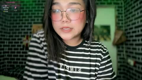 Snapshot of urgirl_dimple chatting on April 2026 01:38:02 AM Dimple online show from April 2026 01:38:02 AM
