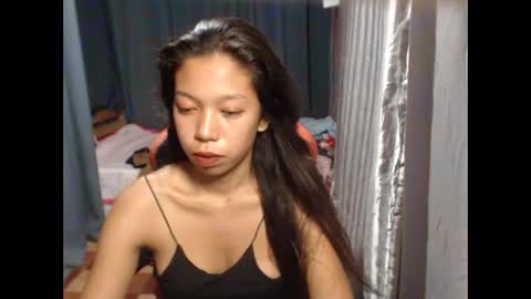 Snapshot of urgirlyflor chatting on March 2026 12:12:01 PM BB online show from March 2026 12:12:01 PM