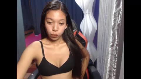 Snapshot of urgirlyflor chatting on March 2026 12:30:02 PM BB online show from March 2026 12:30:02 PM