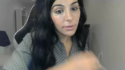 Snapshot of urgoddessmarla chatting on September 2025 01:05:02 AM Goddess Marla online show from September 2025 01:05:02 AM