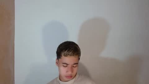 Snapshot of urguy_habibi chatting on July 2026 08:06:02 AM Bib online show from July 2026 08:06:02 AM