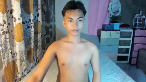 Snapshot of urguy_marco chatting on March 2026 12:16:01 PM urguy_marco online show from March 2026 12:16:01 PM