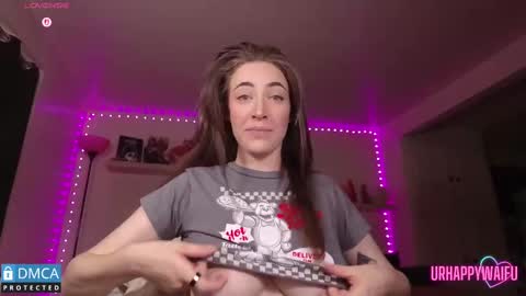 Snapshot of urhappywaifu chatting on September 2025 12:11:02 AM kae online show from September 2025 12:11:02 AM