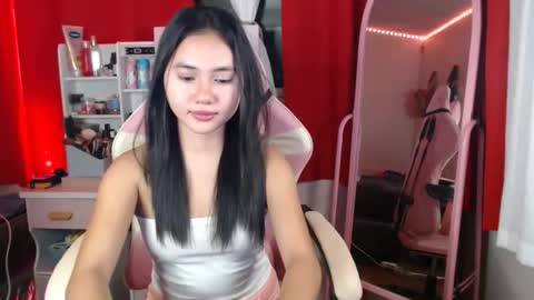 Snapshot of urhot_angelica chatting on April 2026 01:41:02 PM Angelica online show from April 2026 01:41:02 PM