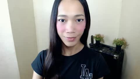 Snapshot of urhot_athena chatting on October 2025 10:35:01 AM urhot_athena online show from October 2025 10:35:01 AM