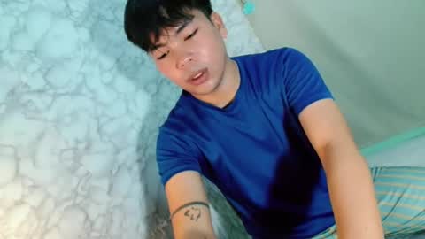 Snapshot of urhot_kharlxoxo chatting on May 2026 06:35:02 PM john carlo online show from May 2026 06:35:02 PM