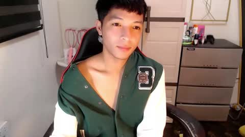 Ethan online show from April 2026 04:52:02 PM