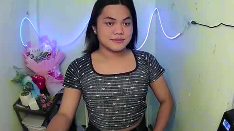 Snapshot of urhottie_bella chatting on September 2025 12:26:01 PM urhottie_bella online show from September 2025 12:26:01 PM