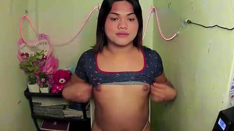 Snapshot of urhottie_bella chatting on September 2025 02:42:02 PM urhottie_bella online show from September 2025 02:42:02 PM