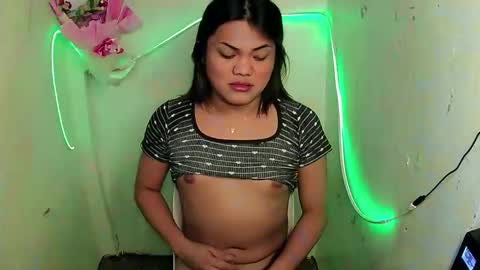 Snapshot of urhottie_bella chatting on October 2025 06:02:02 AM urhottie_bella online show from October 2025 06:02:02 AM