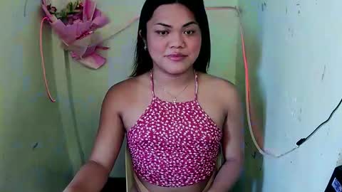 Snapshot of urhottie_bella chatting on October 2025 04:35:02 AM urhottie_bella online show from October 2025 04:35:02 AM