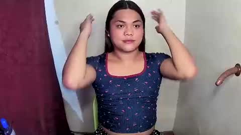 Snapshot of urhottie_bella chatting on December 2025 09:29:02 AM urhottie_bella online show from December 2025 09:29:02 AM