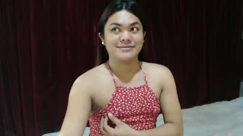 urhottie_bella online show from March 2026 07:37:02 AM