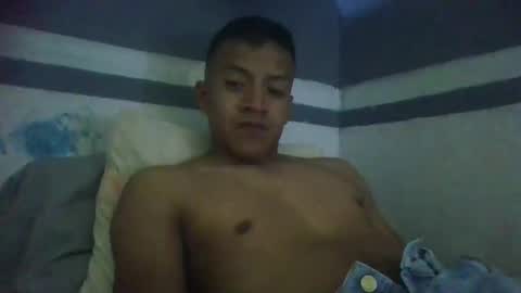 Snapshot of urielgarciabautista976 chatting on April 2026 08:26:01 AM el chaparrito online show from April 2026 08:26:01 AM