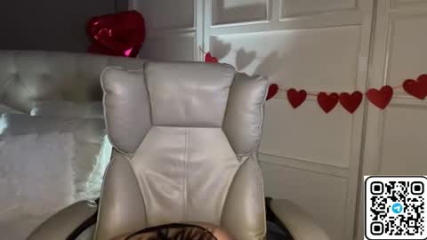Snapshot of urlillshy chatting on March 2026 01:02:02 AM Kristina online show from March 2026 01:02:02 AM