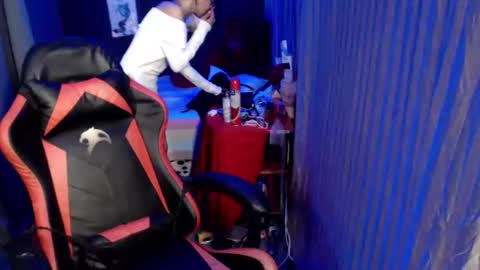 Snapshot of urlovelychinita chatting on January 2025 01:06:01 AM urlovelychinita online show from January 2025 01:06:01 AM