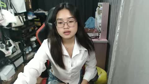 Snapshot of urlovelychinita chatting on October 2025 11:58:02 PM urlovelychinita online show from October 2025 11:58:02 PM