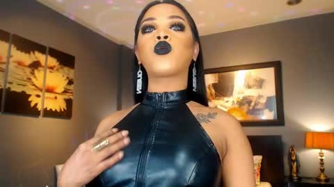 UrMajestyTyra online show from March 2026 01:10:02 AM