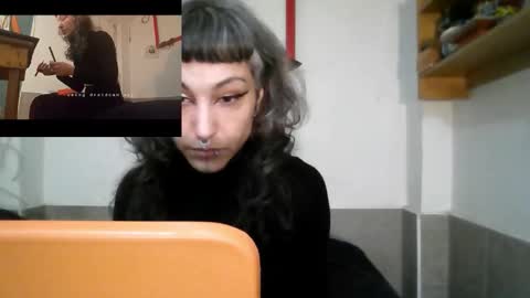 Snapshot of urmeiga chatting on December 2025 06:38:02 PM Urmeiga online show from December 2025 06:38:02 PM