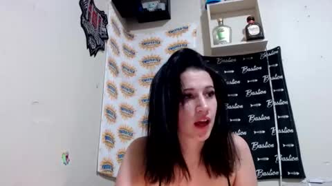 Snapshot of urmomalexx chatting on March 2026 01:31:02 AM urmomalexx online show from March 2026 01:31:02 AM