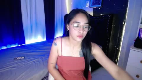 Snapshot of urpetit_soflexx chatting on May 2026 08:30:01 AM urpetit_soflexx online show from May 2026 08:30:01 AM