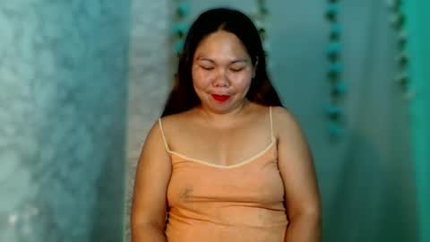 Snapshot of urpinayginaxx chatting on April 2026 02:34:01 PM Gina online show from April 2026 02:34:01 PM