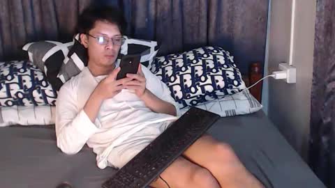 Mel online show from October 2025 08:33:01 AM